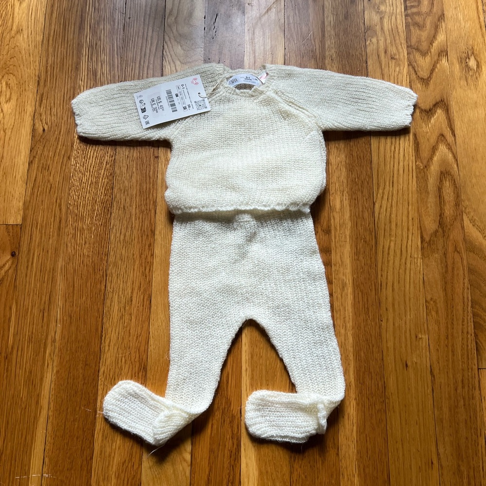 Zara Ivory Knit Baby Outfit, NWT